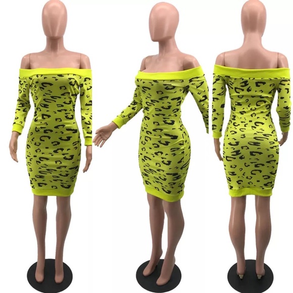 Dress - Picture 2 of 2